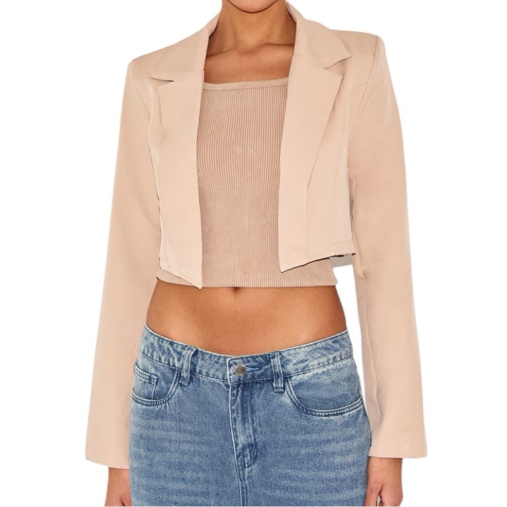 PrettyLittleThing Beige Cropped Blazer Double Button Long Sleeve Women Size 12